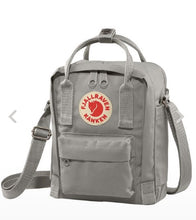 Cargar imagen en el visor de la galería, Mochila Fjallraven Kanken Mini