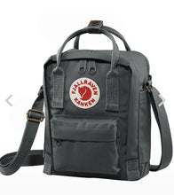 Cargar imagen en el visor de la galería, Mochila Fjallraven Kanken Mini